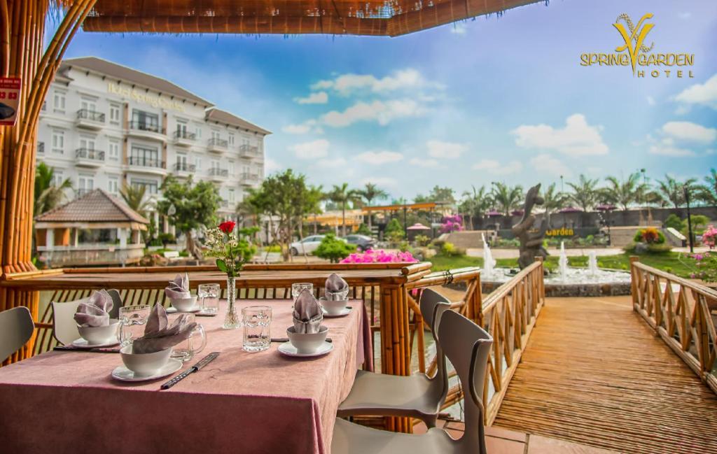 Long Khanh Spring Garden Hotel Lk מראה חיצוני תמונה
